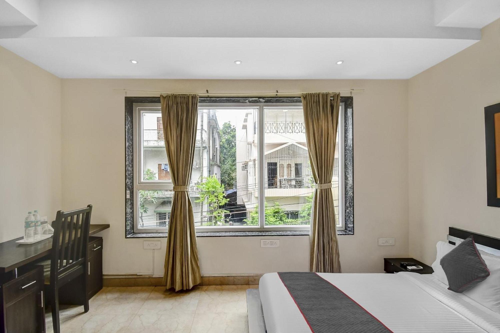 Super Townhouse All In One Kolkata Ngoại thất bức ảnh